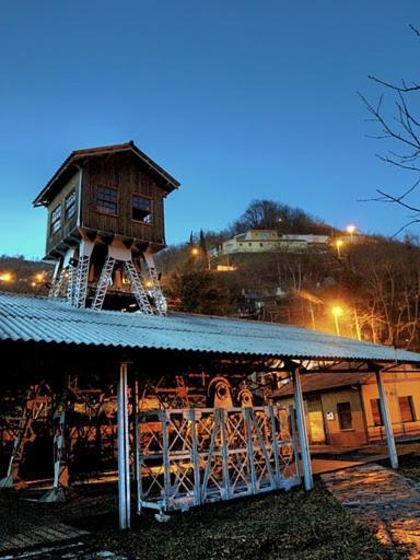 Hostal El Sumiciu Mieres  Exterior foto